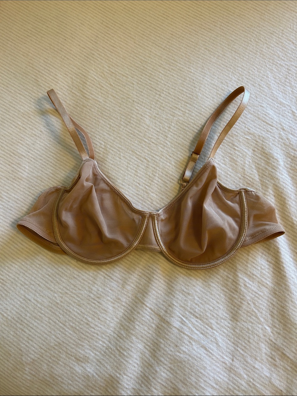 Bodas London Sheer Underwire Bra Nude